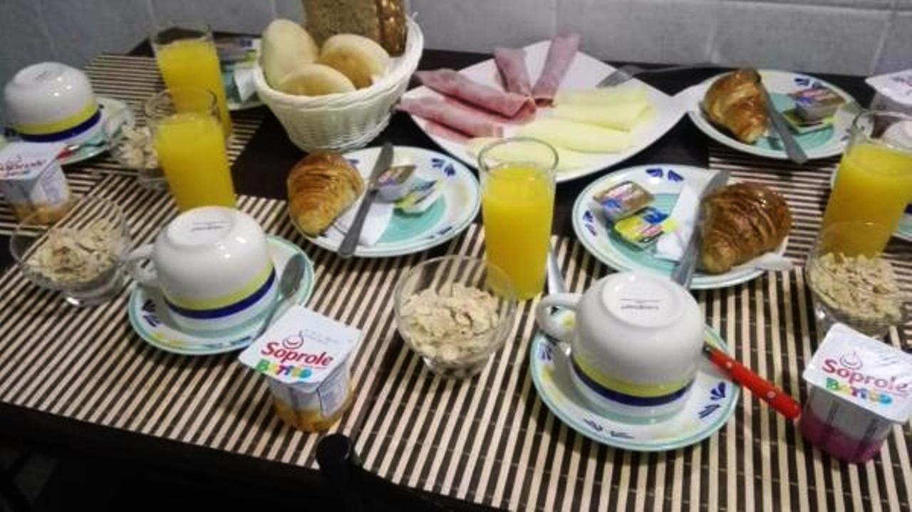 Hostal Los Castanos Виня дел Мар Екстериор снимка